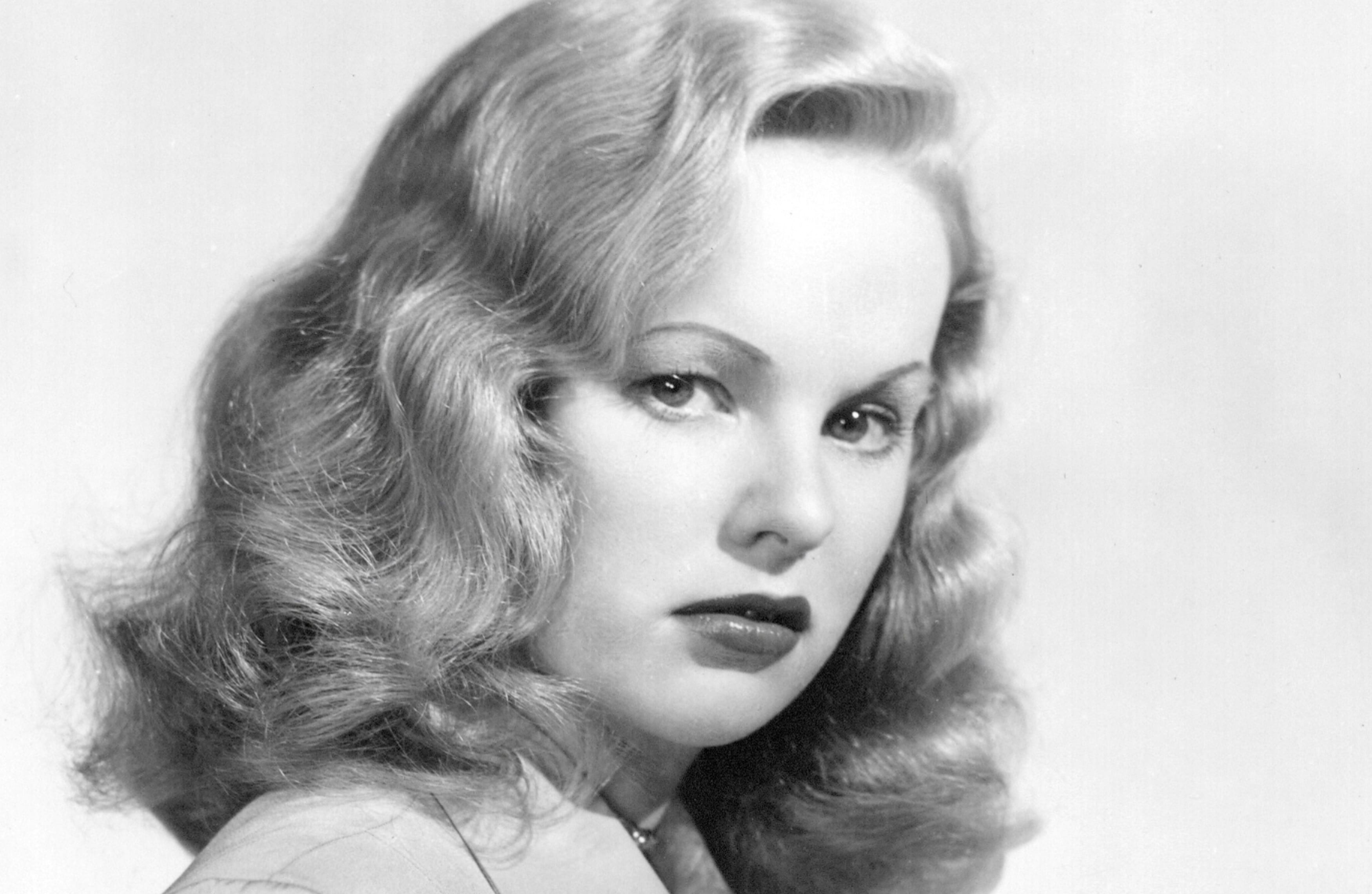 Peggy Cummins